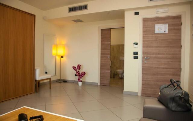 4 Spa Resort Hotel