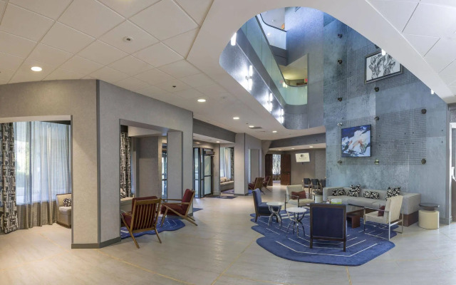 DoubleTree by Hilton Boston - Rockland