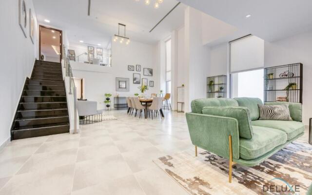 Outstanding 3BR at Sadaf 7 JBR by Deluxe Holiday Homes