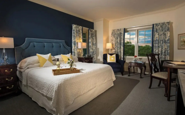 York Harbor Inn