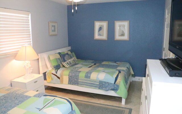 Jamaica Royale 076 - 2 Br Condo