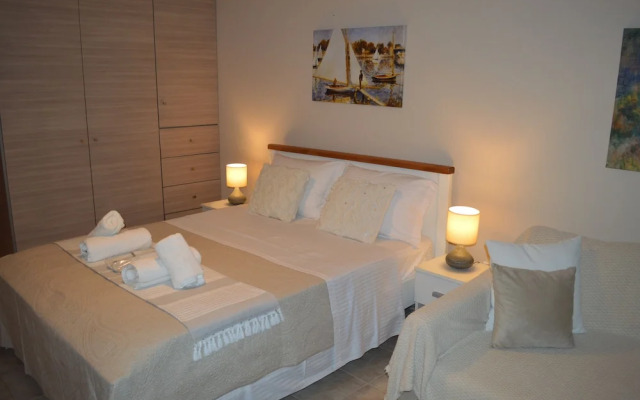 Best House Petit Pylos Messinias