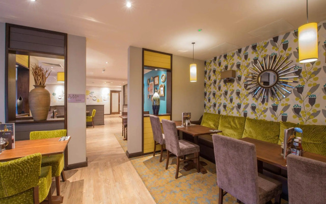 Premier Inn Manchester City Centre West