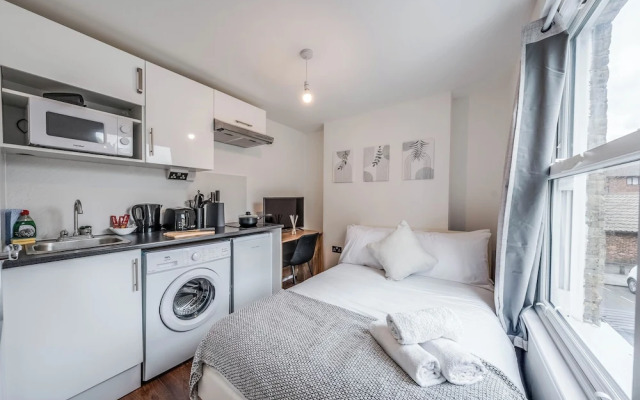 Camberwell High Spec 6-Studio Unit Block