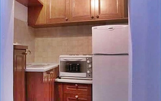 Dream 1 -traditional House With Pool To Share