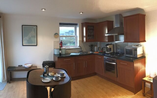 Beachcombers Apartments