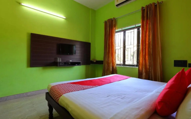 OYO Flagship 75052 Kuku Residency