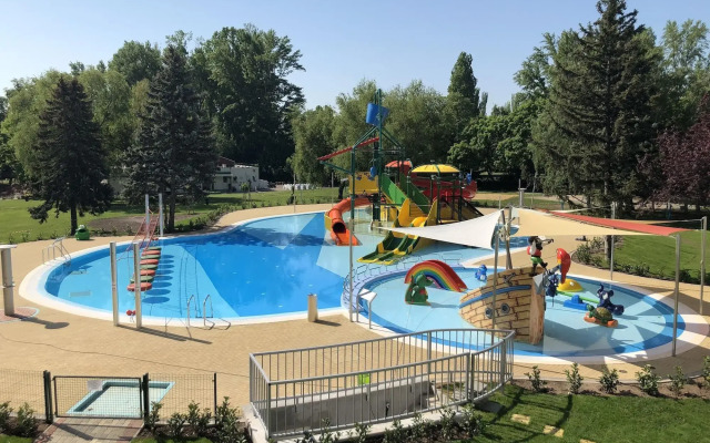 Danubius Hotel Marina