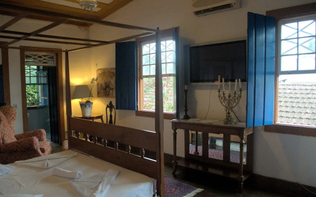 Suites Casa da Colonia