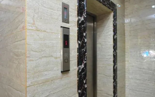 Yi Feng Bussiness Hotel