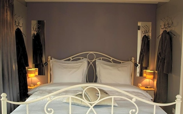 Bed & Breakfast De Schuur Inn