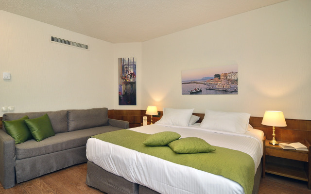 Civitel Akali Hotel