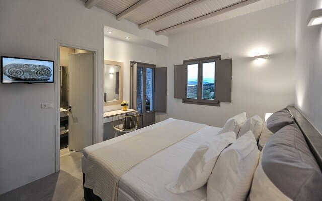 Villa Gustosa Luxury Villa on Faragas Beach