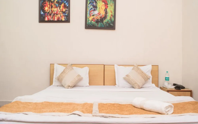 OYO 6477 Guest Accomodation FE 173