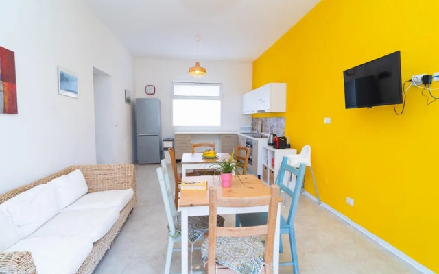 Villa Malamuri in Caucana-finaiti-casuzze-finaiti Nord