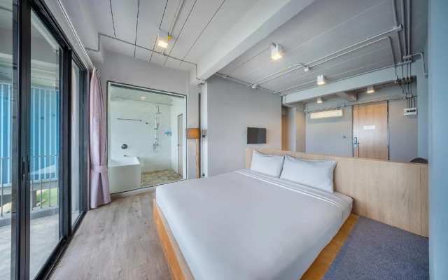 Arch39 Phuket Beach Front