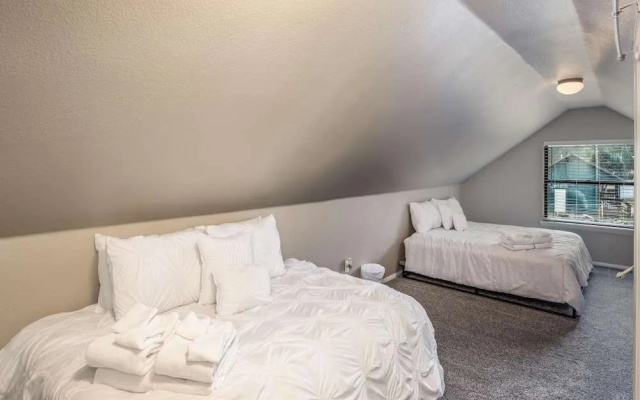 Benji's Canyon by Ruidoso Vacation Rentals
