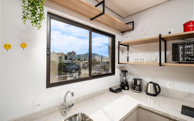 Studio confortável próx da UFSC SSG125