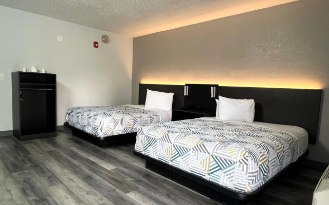 Motel 6 Middleburg Heights, OH - Cleveland