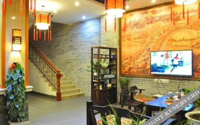 Danxia Hill Hetang Yuese Hostel