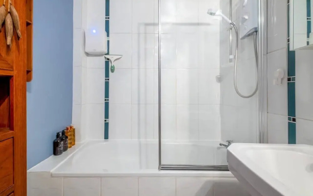 Host Stay Tivoli Den
