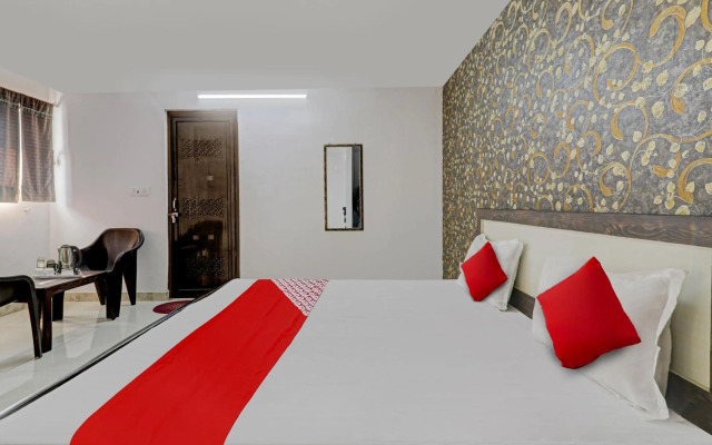 OYO Flagship 80499 New Bhandan Lawn