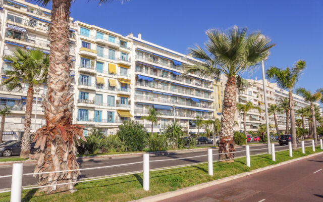 Copacabana Promenade Des Anglais