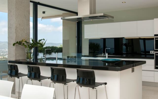 Villa Hilltop