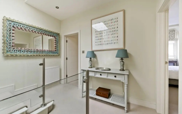 Spacious 3-bedroom Apartment in Earls Court
