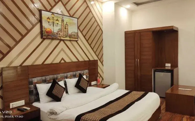 Hotel White Rock Sector 68  Sohna Road