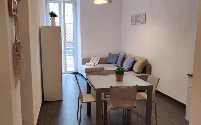 Vista sul carruggio, centro storico di Chiavari