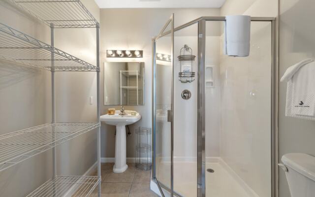 Windemere 904 with Pool Side Cabana