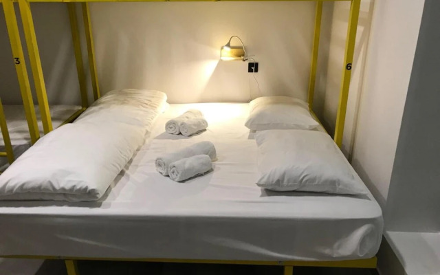 Duck Hostel
