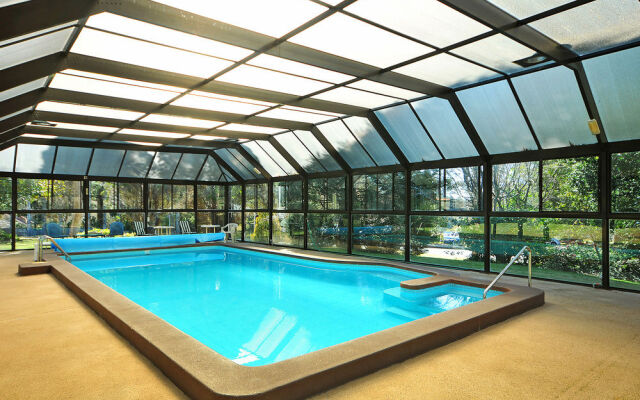 Comfort Inn Redleaf Resort