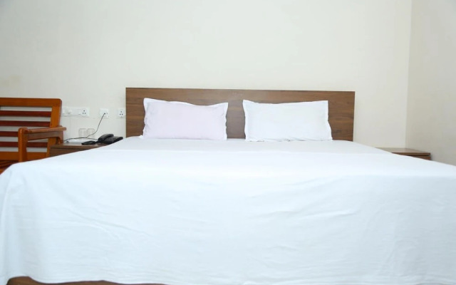 Saravana Inn
