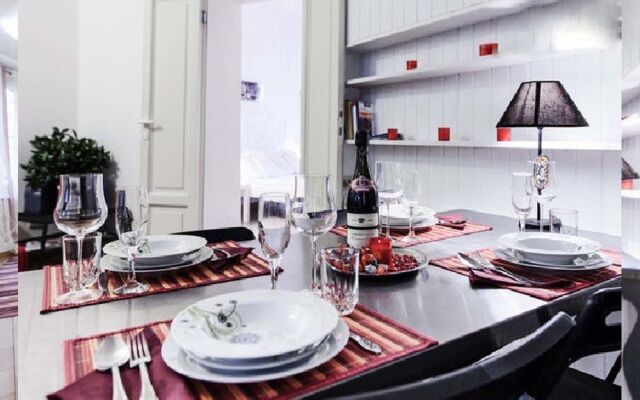 Porta Venezia Apartment