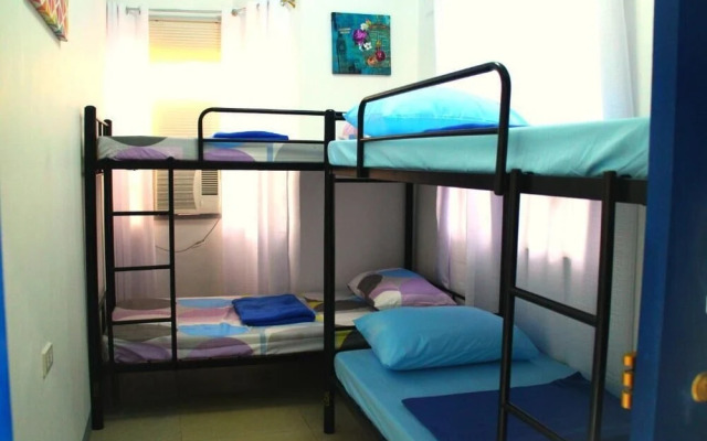 Panglao Island Inn - Hostel
