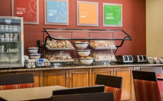 Comfort Inn International Dr.