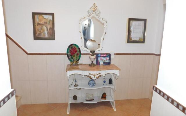 Dinas Guesthouse