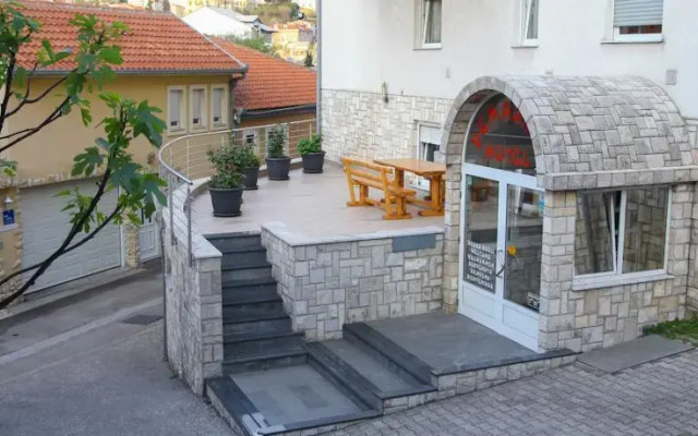 Motel Demadino