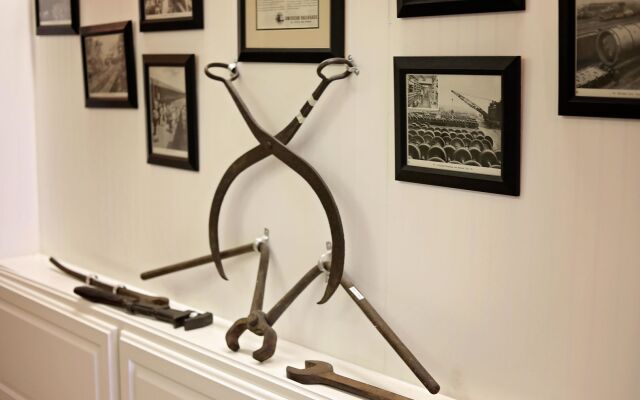 Depot Inn and Suites