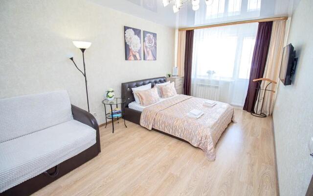 Apartment Four Seasons md. Mirny 2/1