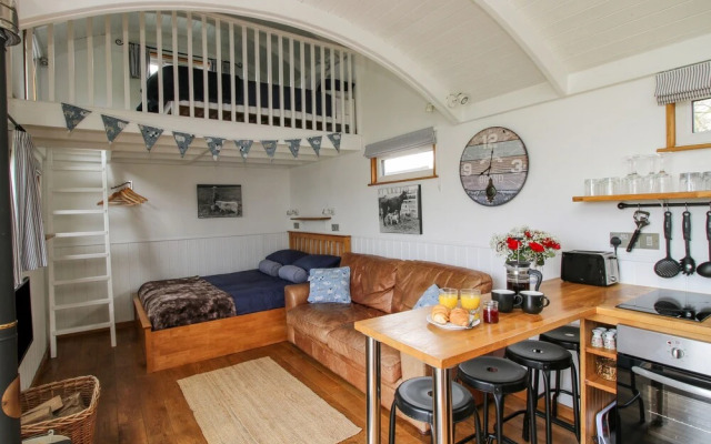 Shepherds Cabin at Titterstone