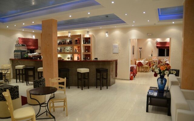 Primavera Hotel