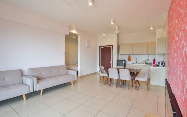 OwnAStay Midhill by Symphony Suite