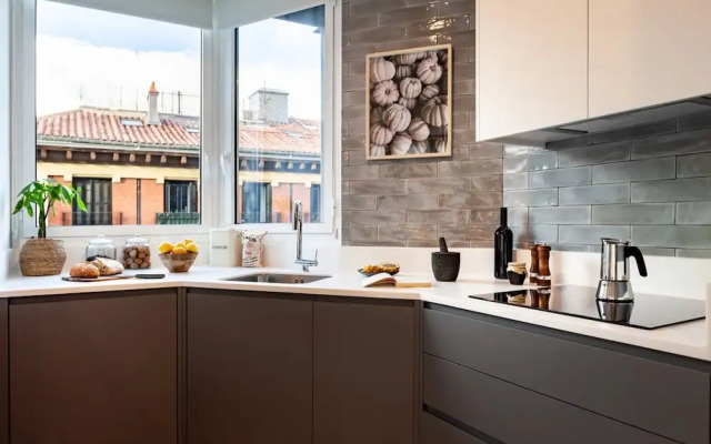 Java - 3 Bedroom and Shared Pool in Almagro