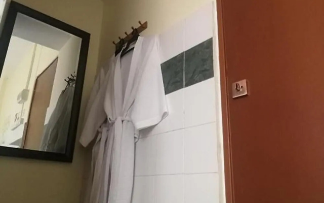 OYO 90762 Fs Dimensi Hotel