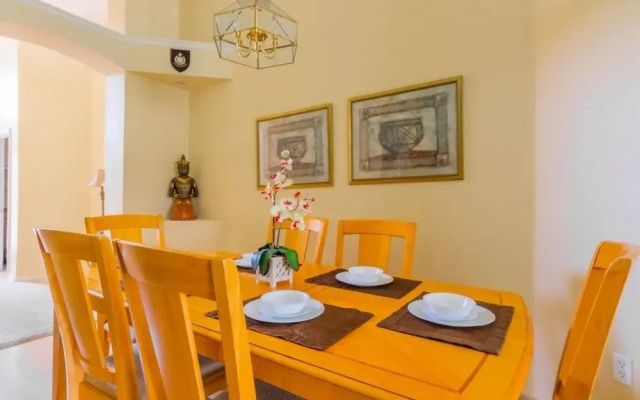 Mark's Sunrise Lakes Villa