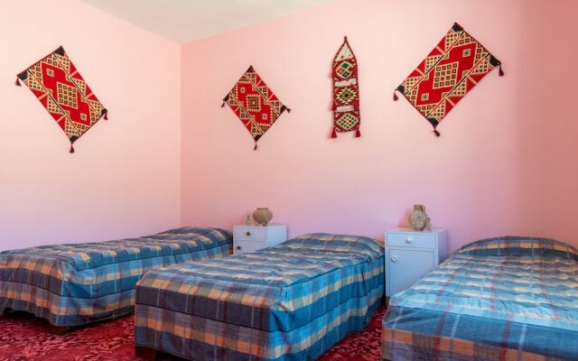 Bedouin Pink EcoHouse - Hostel