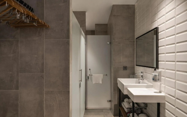 Oinn Hotel & Hostel Tainan